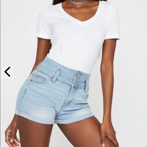 Ibiza high rise push-up jean shorts